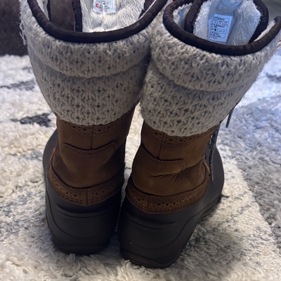 The North Face Women's Tan and Black Winter Boots - Picture 6 of 6